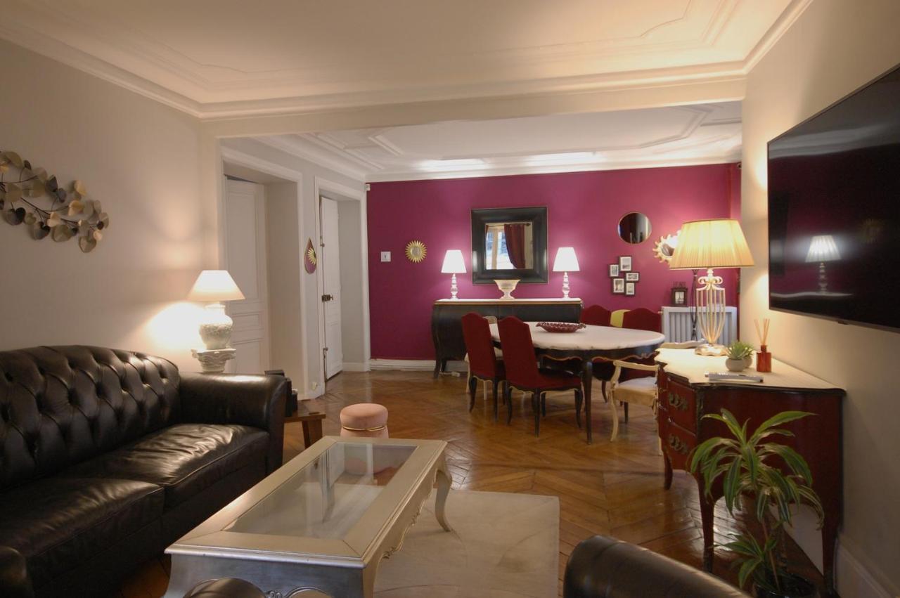 Two-Bedroom Apartment Champs-Elysees Париж Экстерьер фото